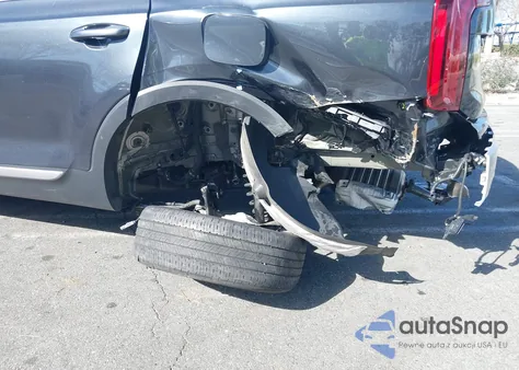 2024 Kia Telluride S z USA, uszkodzony, nr VIN 5XYP64GC3RG420122